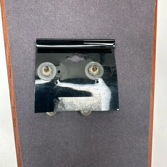 Vtg Memories 1900 Pearl Drop Earrings Gold Tone Filigree Shell Cap Made in USA - Picture 6 of 10